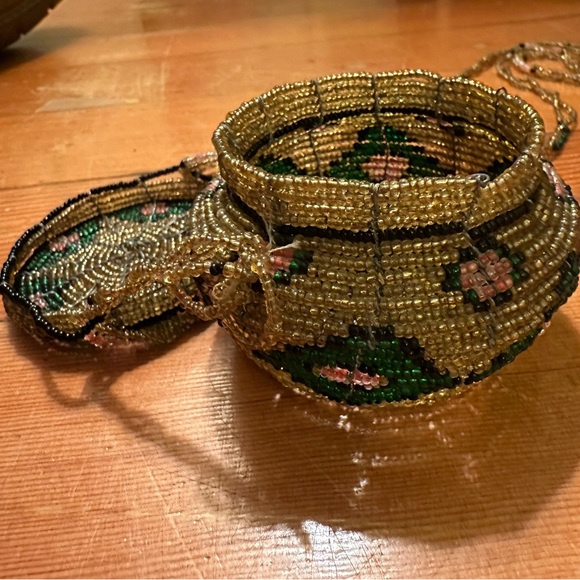 Vintage beaded purse - Picture 3 of 5